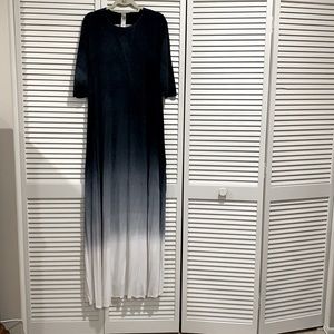 Gray Ombre Full length 3/4 sleeve cotton Spandex Dress. Size XL